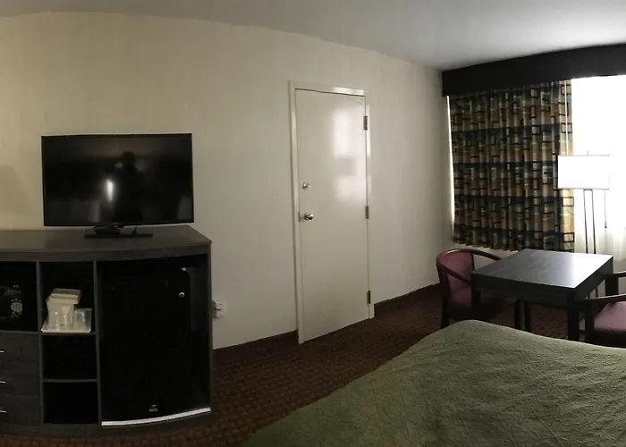 Americas Value Hotel 3*