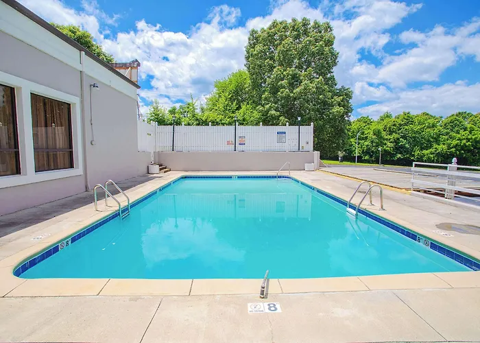 Hotel Americas Value Winston-Salem